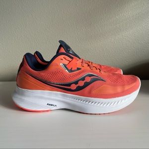 Saucony, Bright Orange Guide 15 Road Running Shoes, Size 9 WIDE